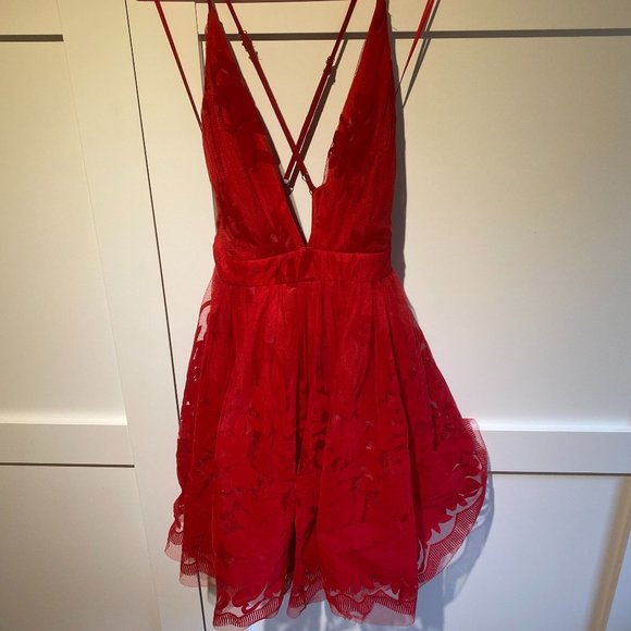 Red Dress - Picture 3 of 3